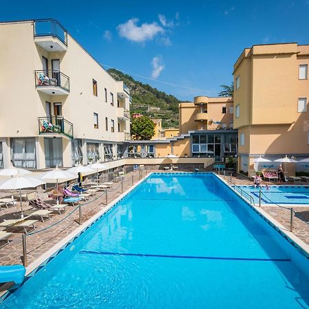 Casa Vacanza San Pietro Maiori Eksteriør billede