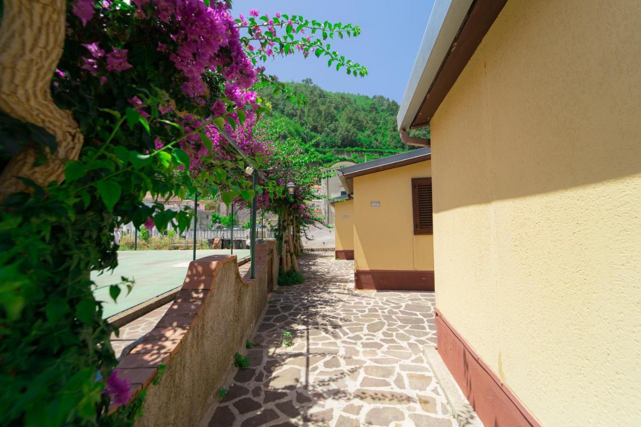 Casa Vacanza San Pietro Maiori Eksteriør billede