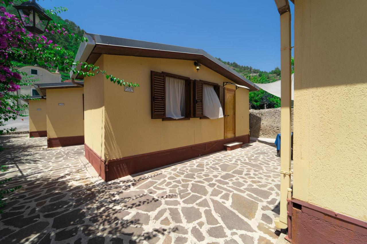Casa Vacanza San Pietro Maiori Eksteriør billede