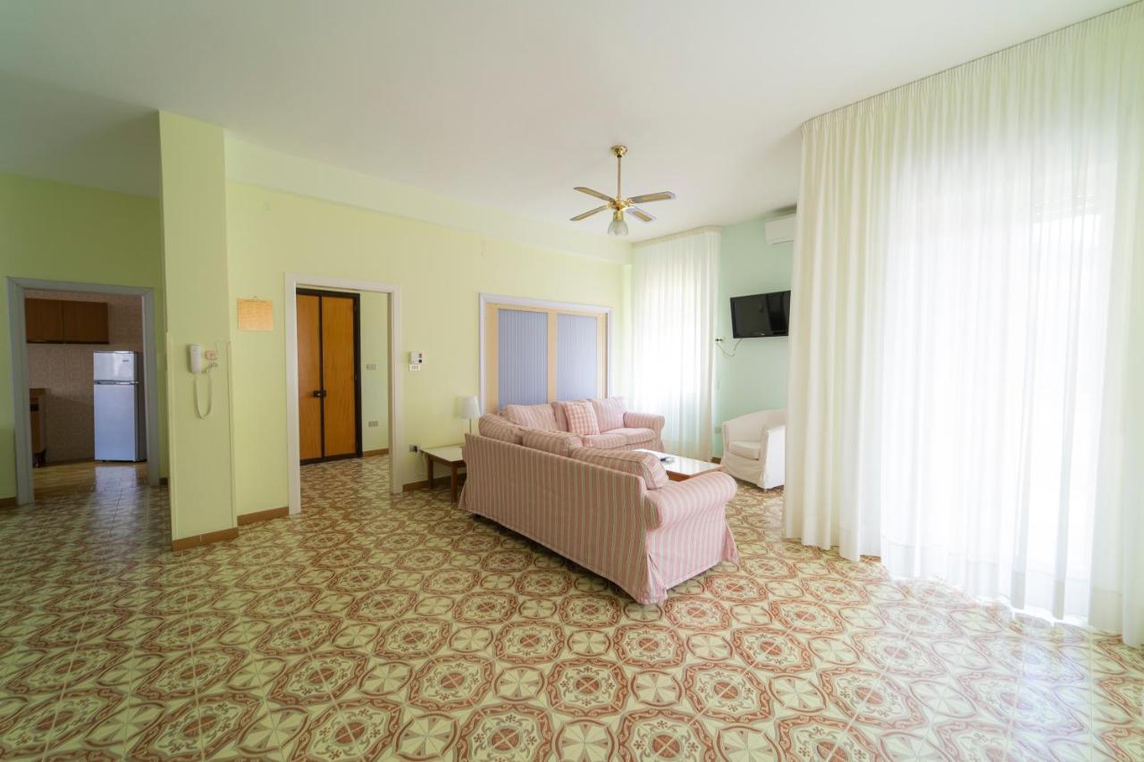 Casa Vacanza San Pietro Maiori Eksteriør billede