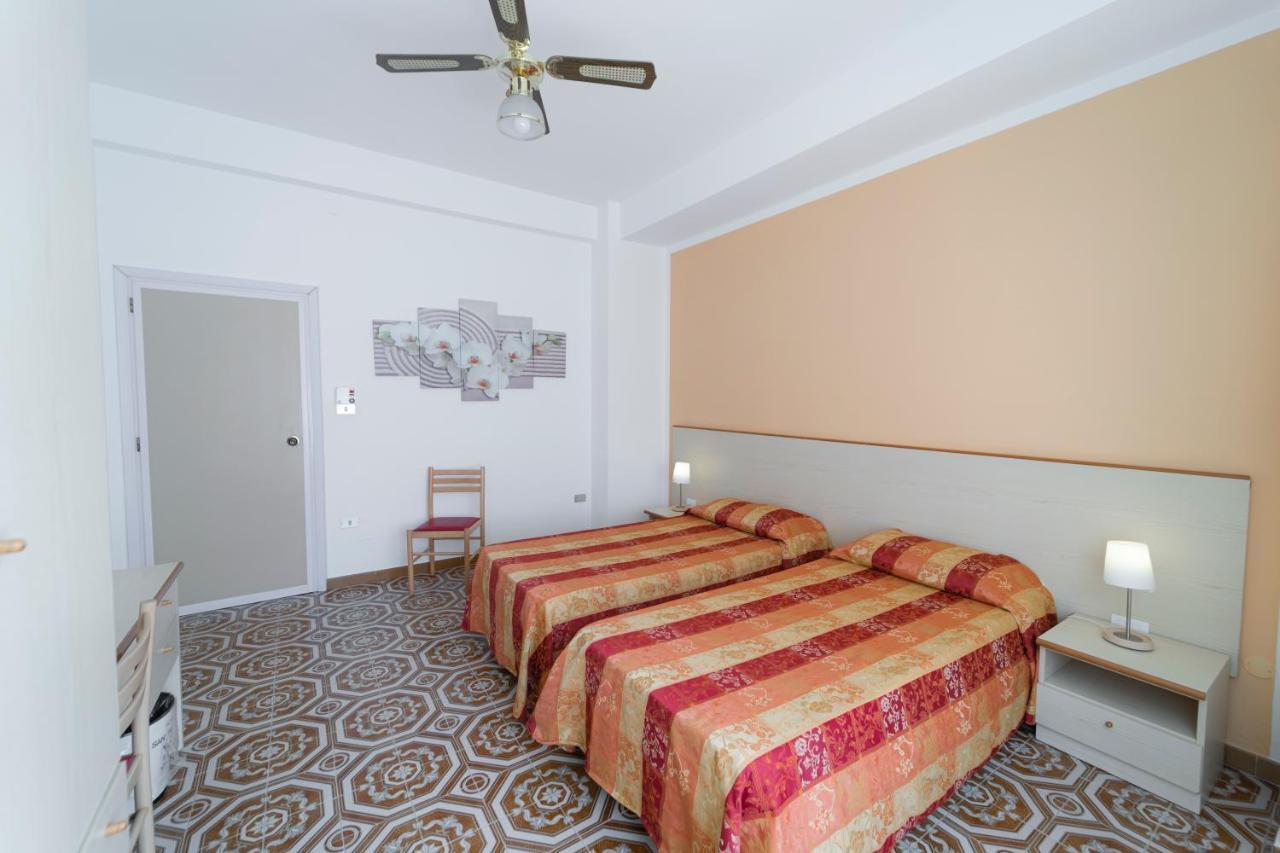 Casa Vacanza San Pietro Maiori Eksteriør billede