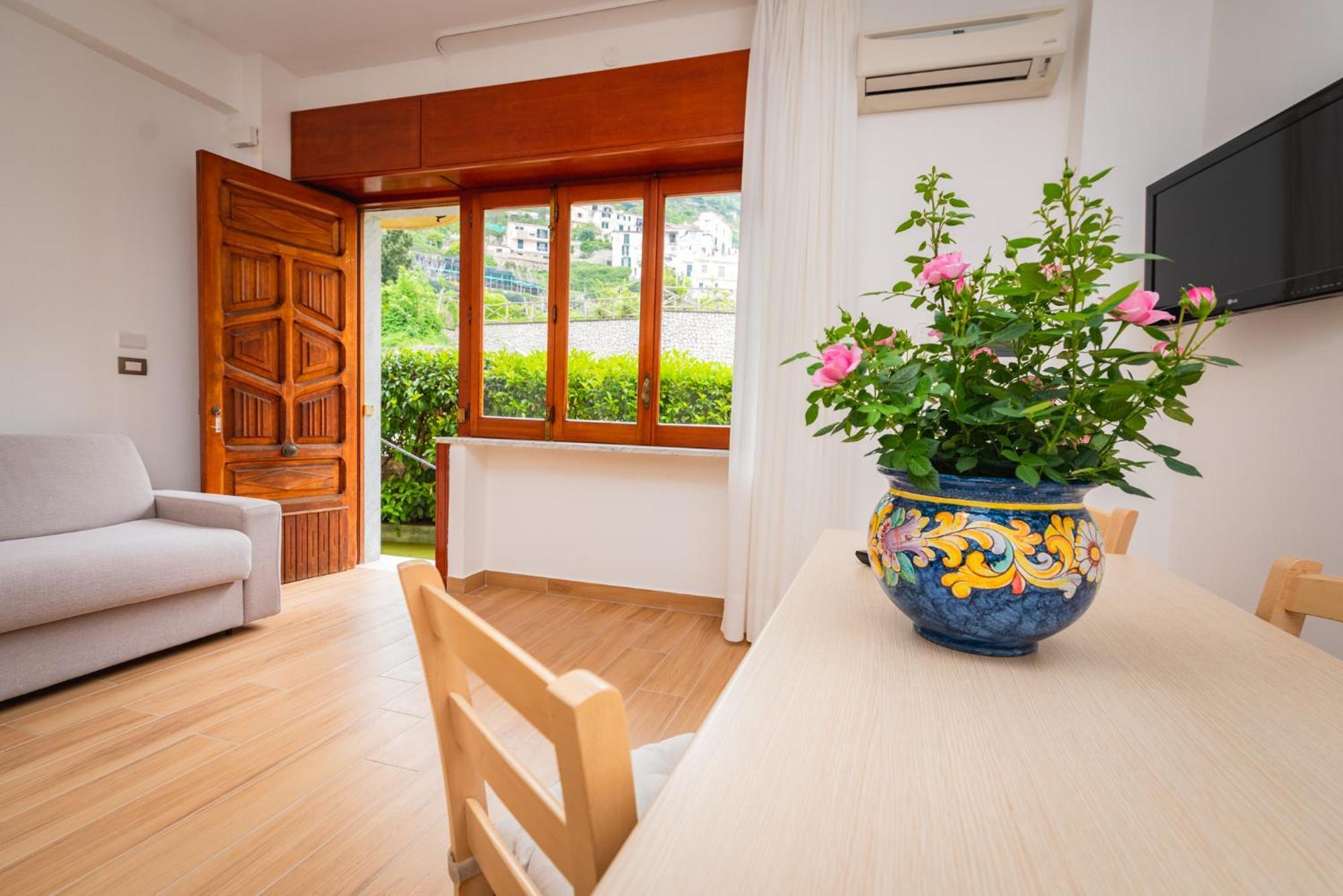 Casa Vacanza San Pietro Maiori Eksteriør billede